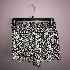 Flower print loose shorts